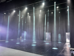     iD Dance Studio, .