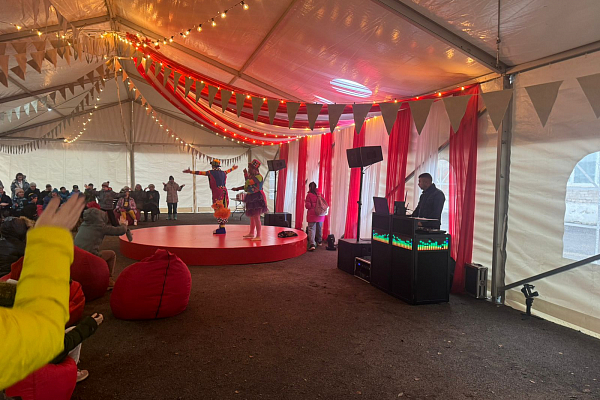 ������� �����������, �. ���