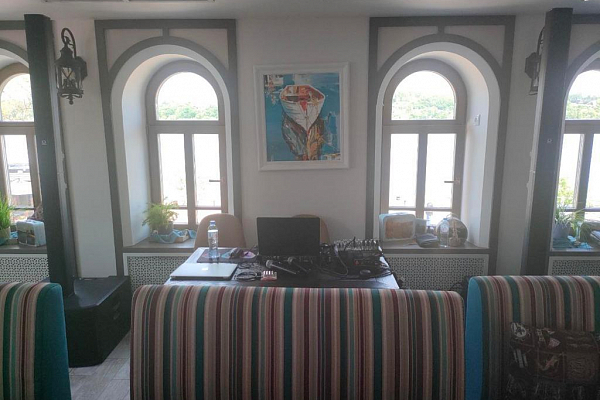 ������� �����������, �.���