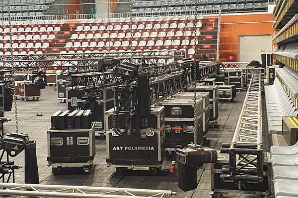 ������� ������ ��������� � �. �������