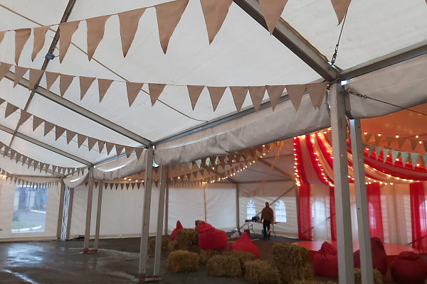 ������� �����������, �. ���