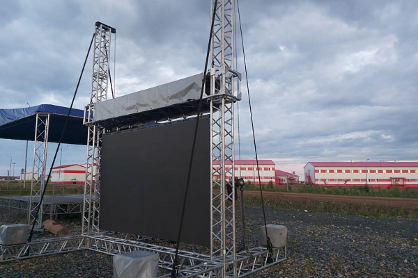 ������� �����������, �.�����������