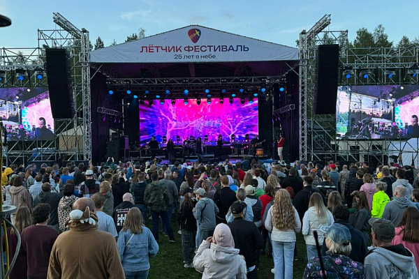 "˸���� ���������: 25 ��� � ����", �. ����������-���������