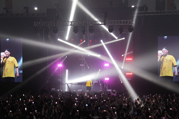 ��������� 90-�, �.�������