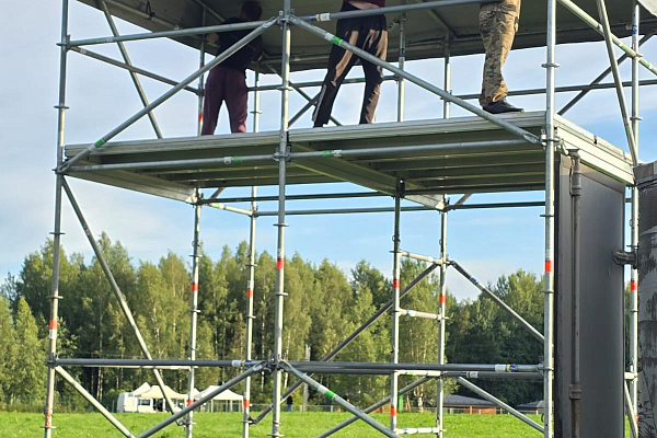 "˸���� ���������: 25 ��� � ����", �. ����������-���������