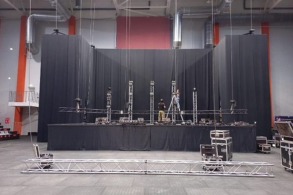 ������� Jony, �. �������