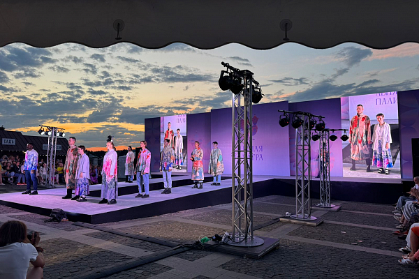 XVIII ������������� ��������� ���� ���� �� �����. ������� �������, �.���