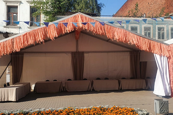 ������� ��������� "����� � �������!" � �.�������