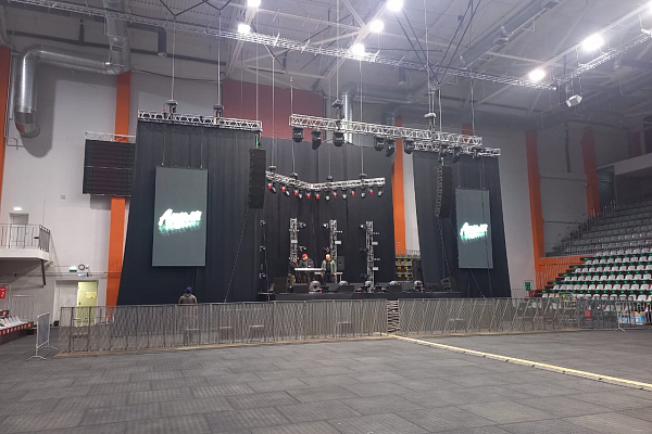 ��������� 90-�, �.�������