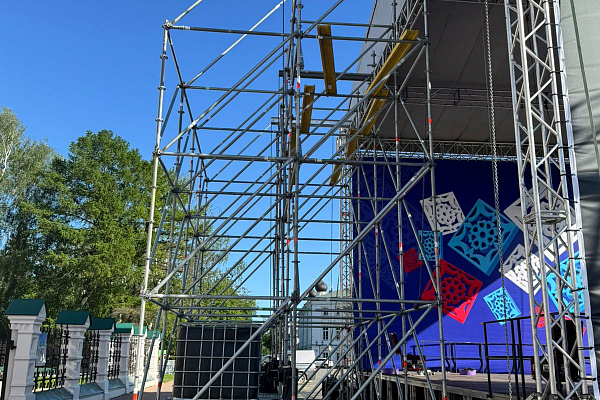 ���� ������ � �.���������