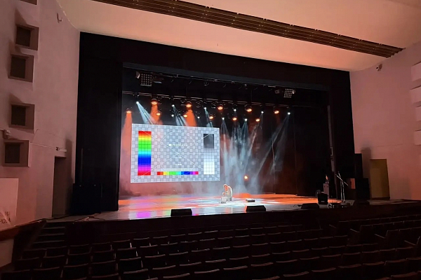 ����� ����� iD Dance Studio. �. �������