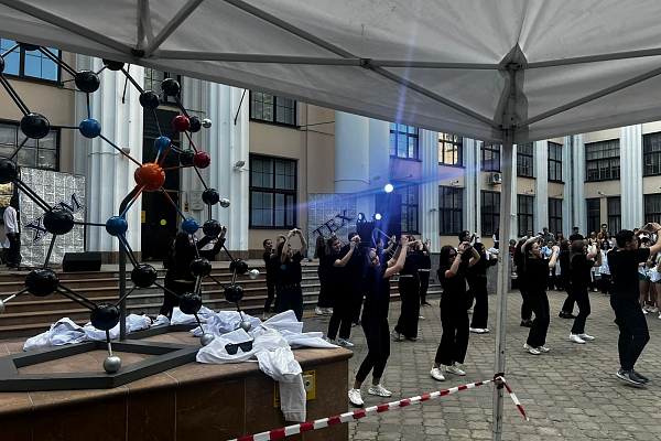 ���� ������ � �����, �.�������