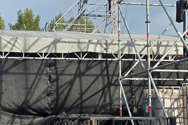 "˸���� ���������: 25 ��� � ����", �. ����������-���������