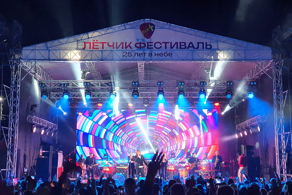 "˸���� ���������: 25 ��� � ����", �. ����������-���������