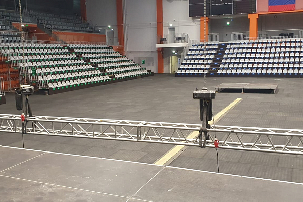 ��������� 90-�, �.�������