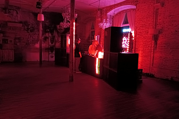 ������� �����������, �.�������